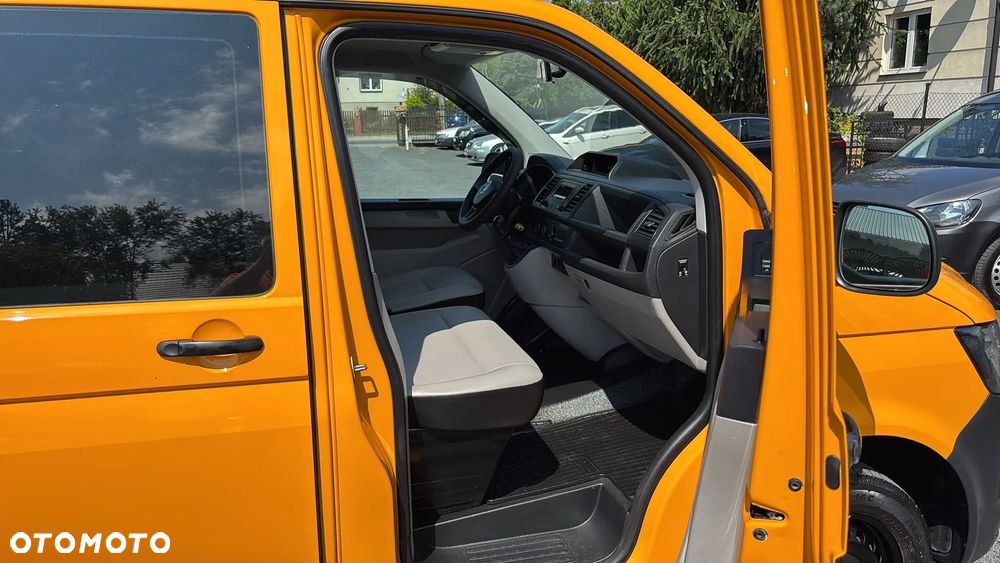 Volkswagen Transporter - 17