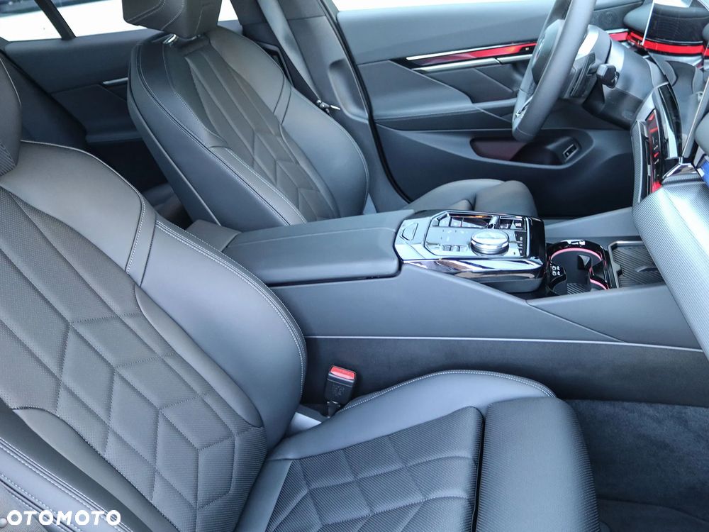 BMW Seria 5 520i mHEV sport - 4