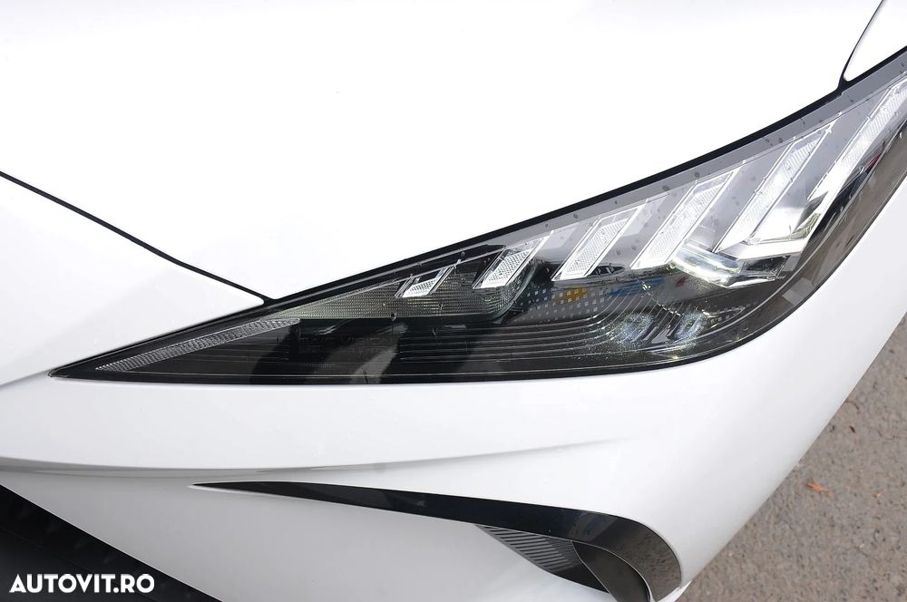 MG MG4 EV 51 kWh Explore - 12