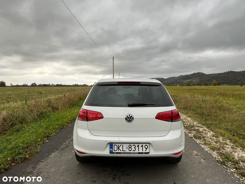 Volkswagen Golf - 5