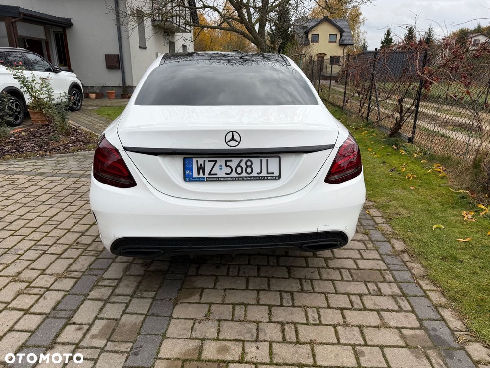 Mercedes-Benz Klasa C 200 4-Matic 9G-TRONIC - 4