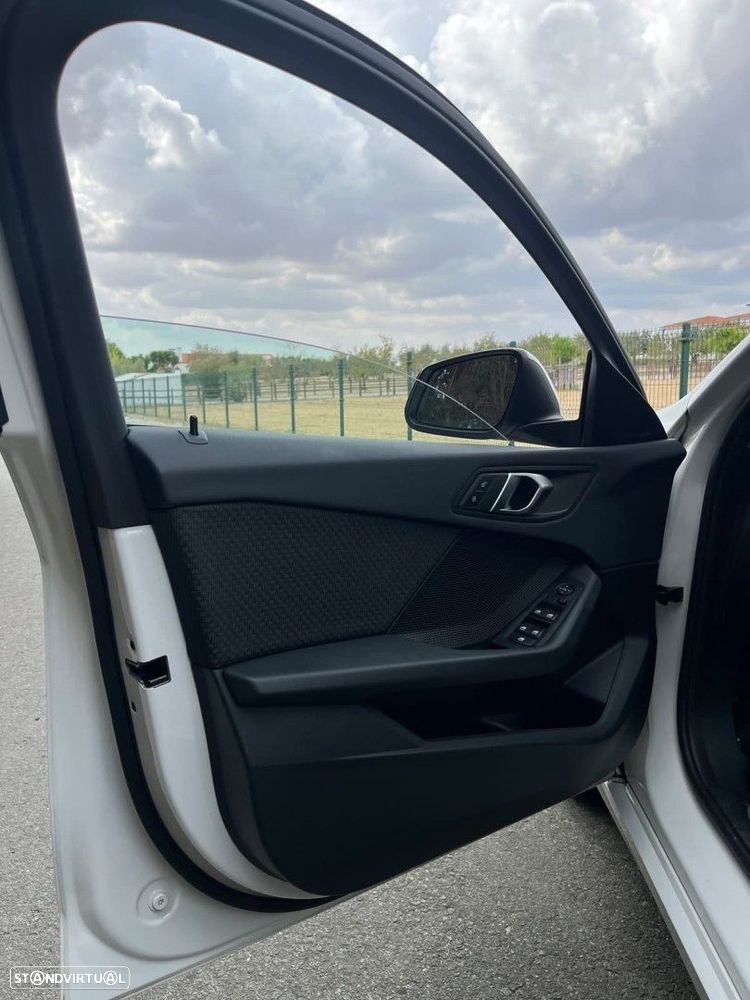 BMW 118 i Advantage - 19