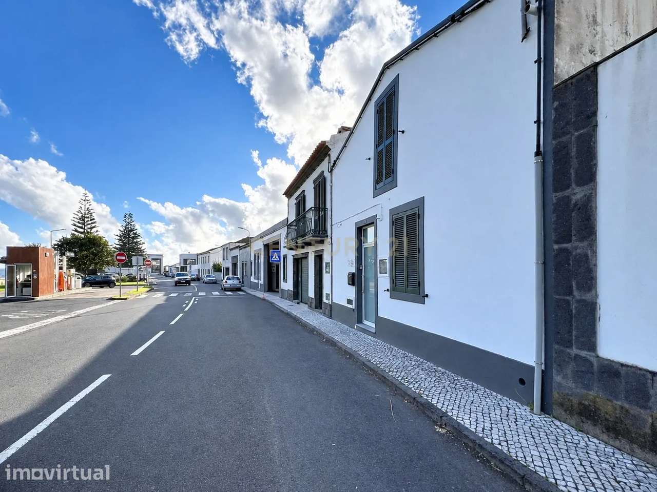 Moradia T2 com licença AL no centro da Vila da Povoação perto de comod - Grande imagem: 4/35