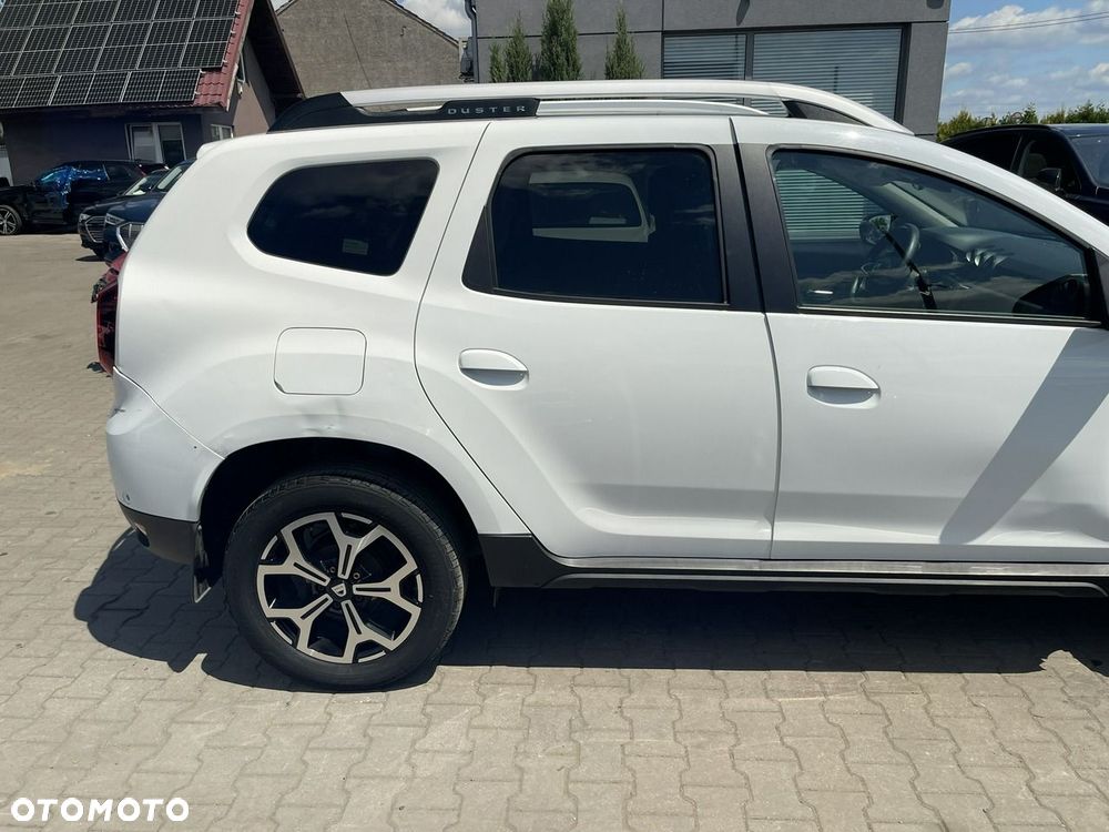 Dacia Duster 1.6 SCe Comfort - 4
