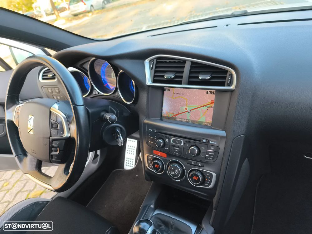 Citroën DS4 1.6 HDi So Chic - 58