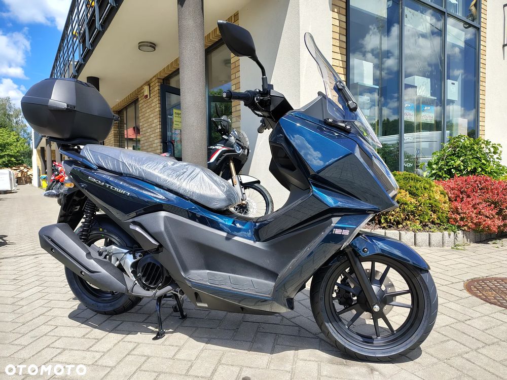 Kymco Skytown - 5