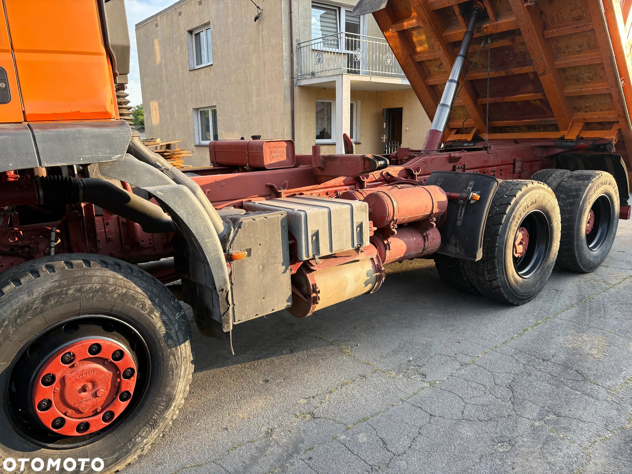 Iveco 260EH wywrotka - 8