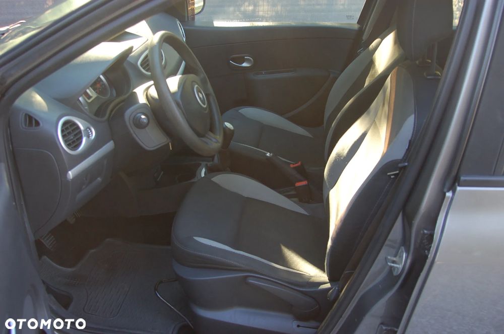 Renault Clio 1.2 16V Authentique Euro5 - 22