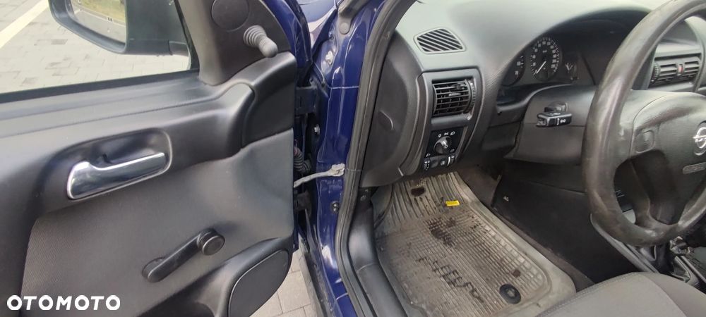 Opel Astra 1.4 - 18