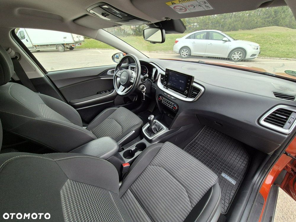 Kia XCeed 1.5 T-GDI M - 18