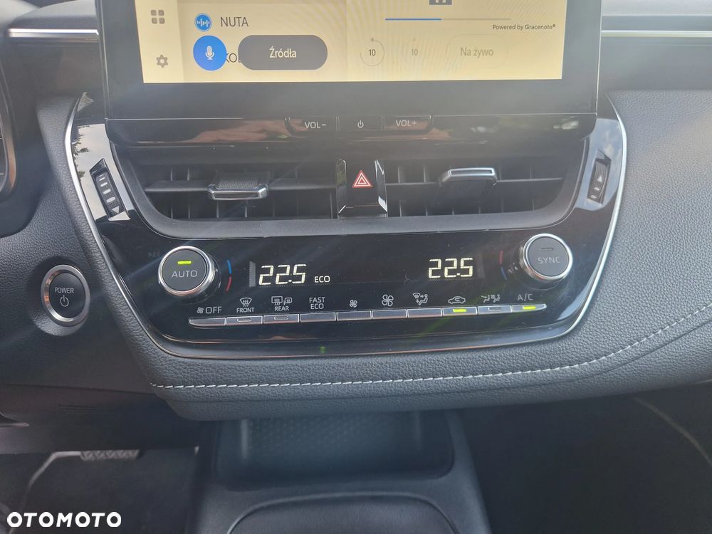 Toyota Corolla 1.8 Hybrid Comfort - 29