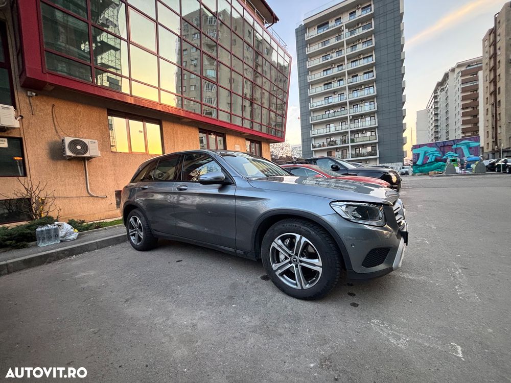 Mercedes-Benz GLC 220 d 4MATIC 9G-TRONIC - 4
