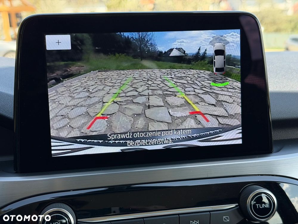 Ford Kuga 2.5 Duratec FHEV TITANIUM - 23