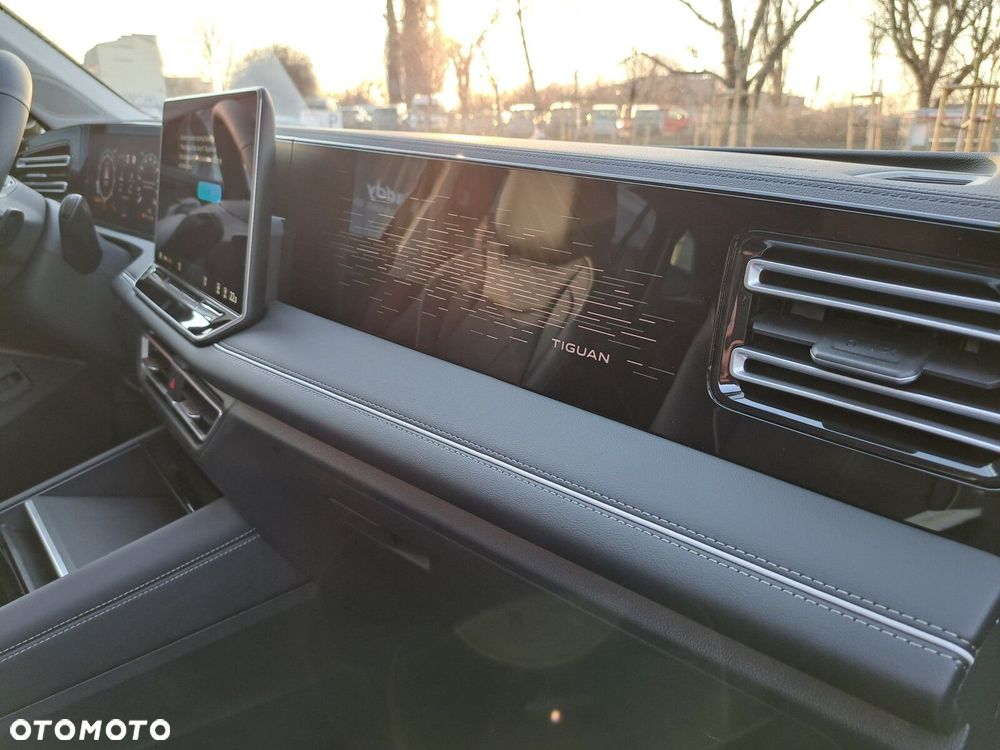 Volkswagen Tiguan - 16