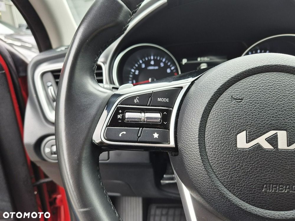 Kia Ceed 1.5 T-GDI M DCT - 30