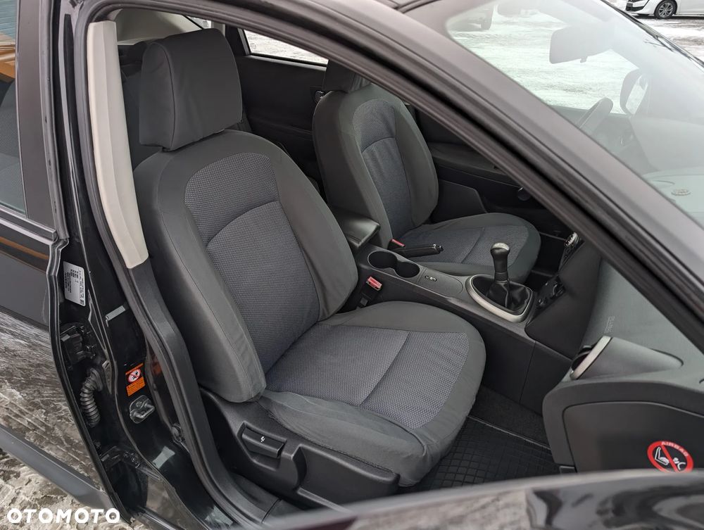 Nissan Qashqai 1.6 visia - 22