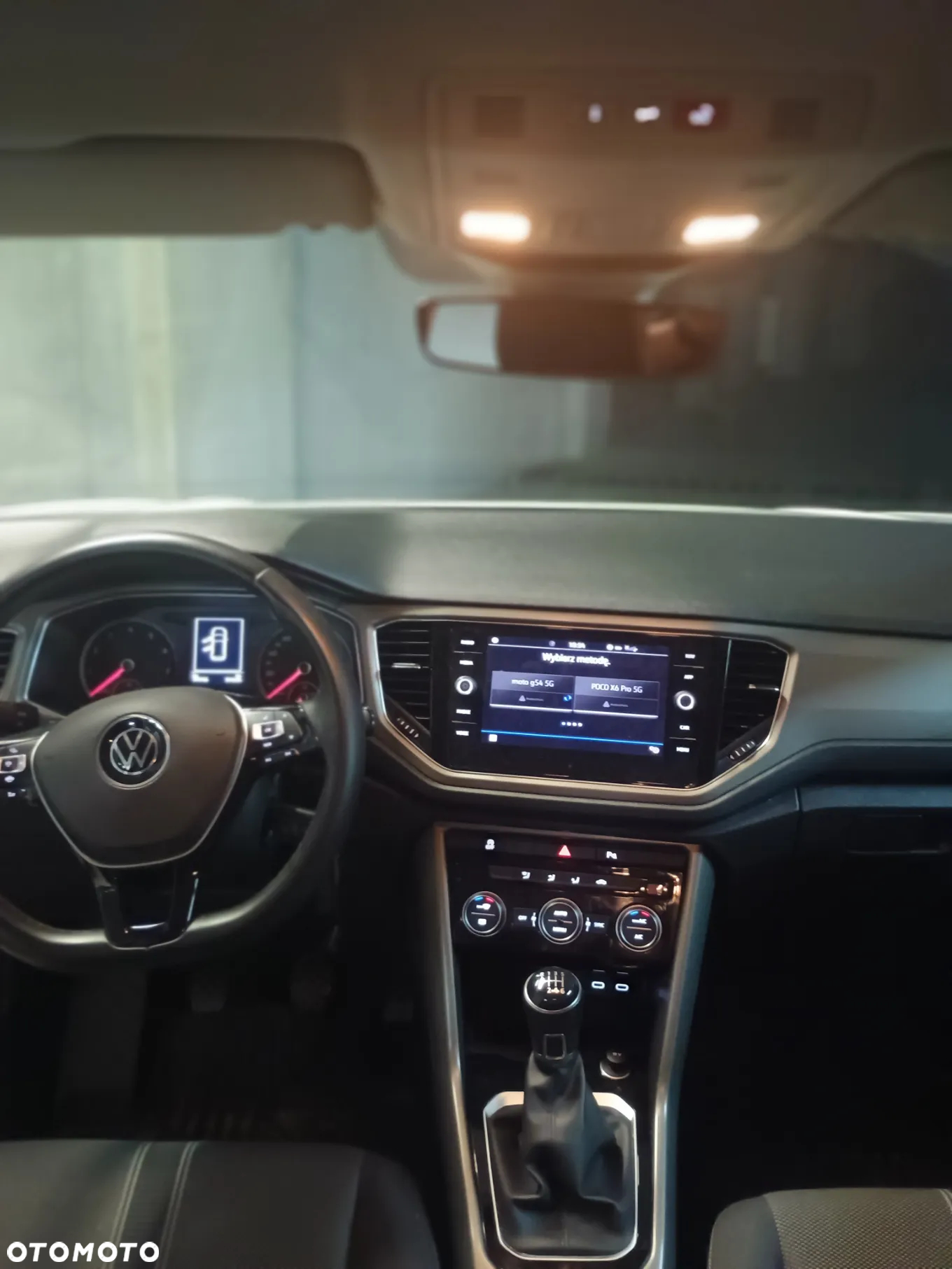 Volkswagen T-Roc 1.0 TSI Advance - 11