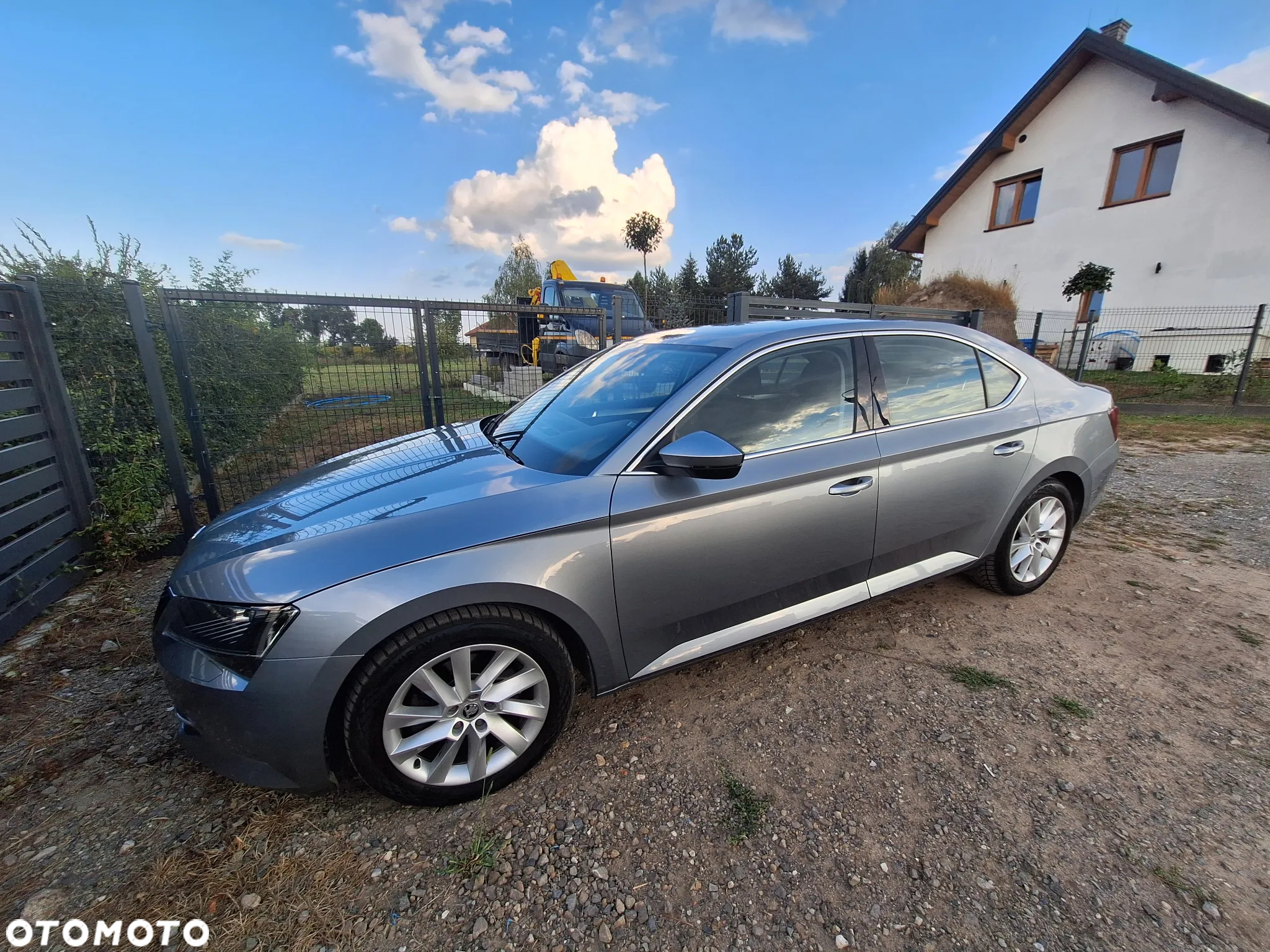 Skoda Superb 2.0 TDI SCR Ambition DSG - 3