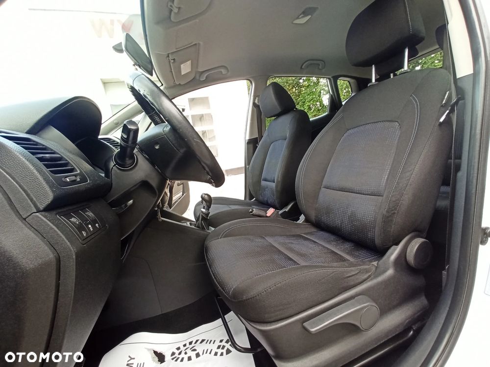 Hyundai ix20 1.4 Comfort - 18