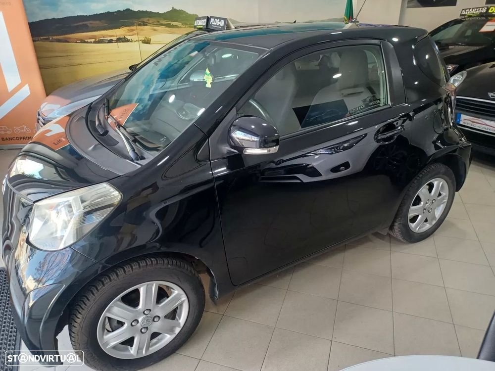 Toyota iQ 1.0 VVT-i Essential+AC