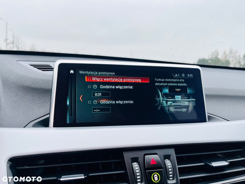 BMW X1 sDrive18d Business Edition - 23