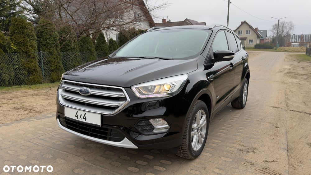 Ford Kuga 1.5 EcoBoost 4x4 Titanium - 1