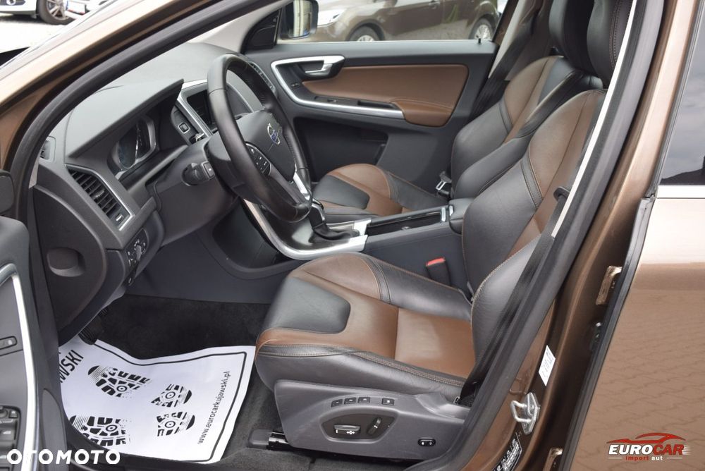 Volvo XC 60 D4 Geartronic Summum - 10