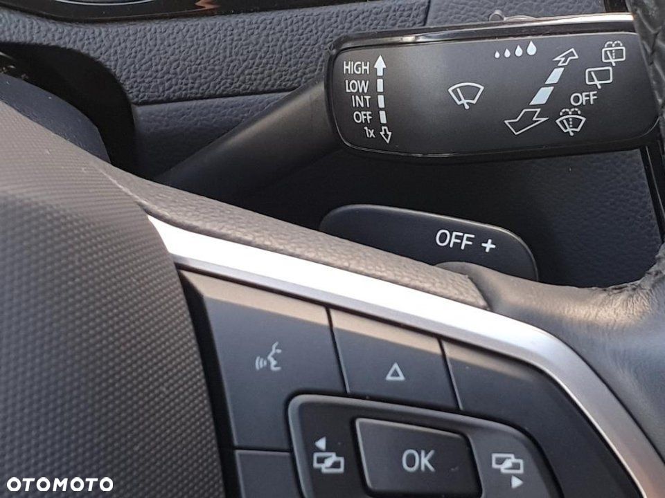 Volkswagen Passat - 16