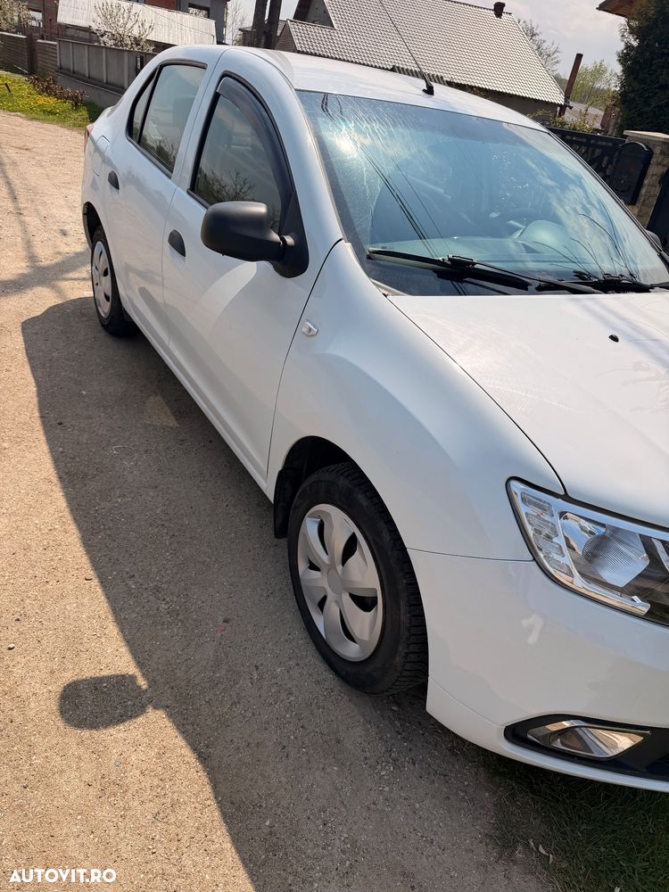 Dacia Logan TCe 90 Essential - 5