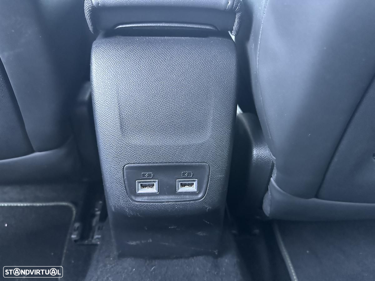 Peugeot e-208 50 kWh GT Line - 38