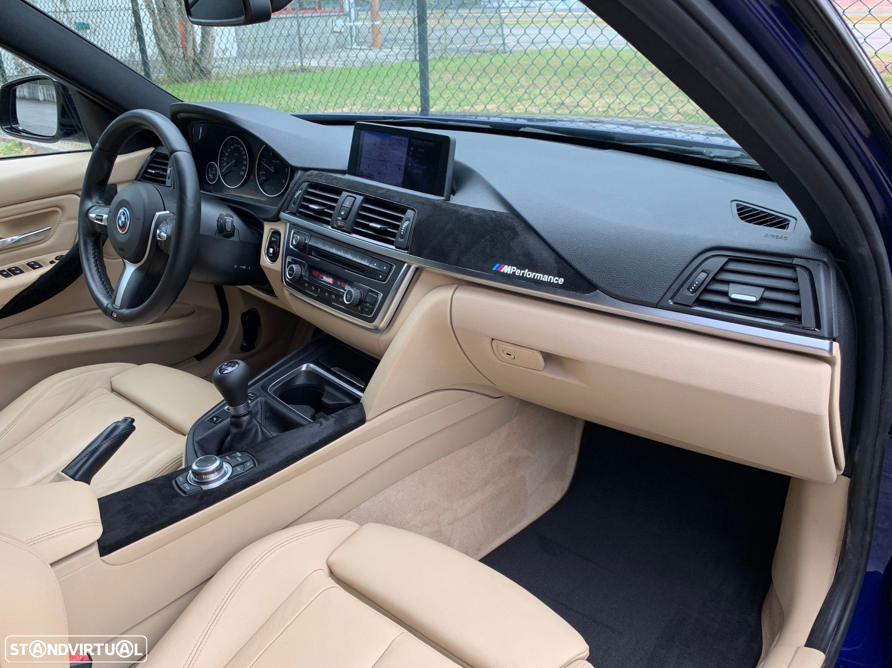 BMW 320 d Touring Pack M - 17