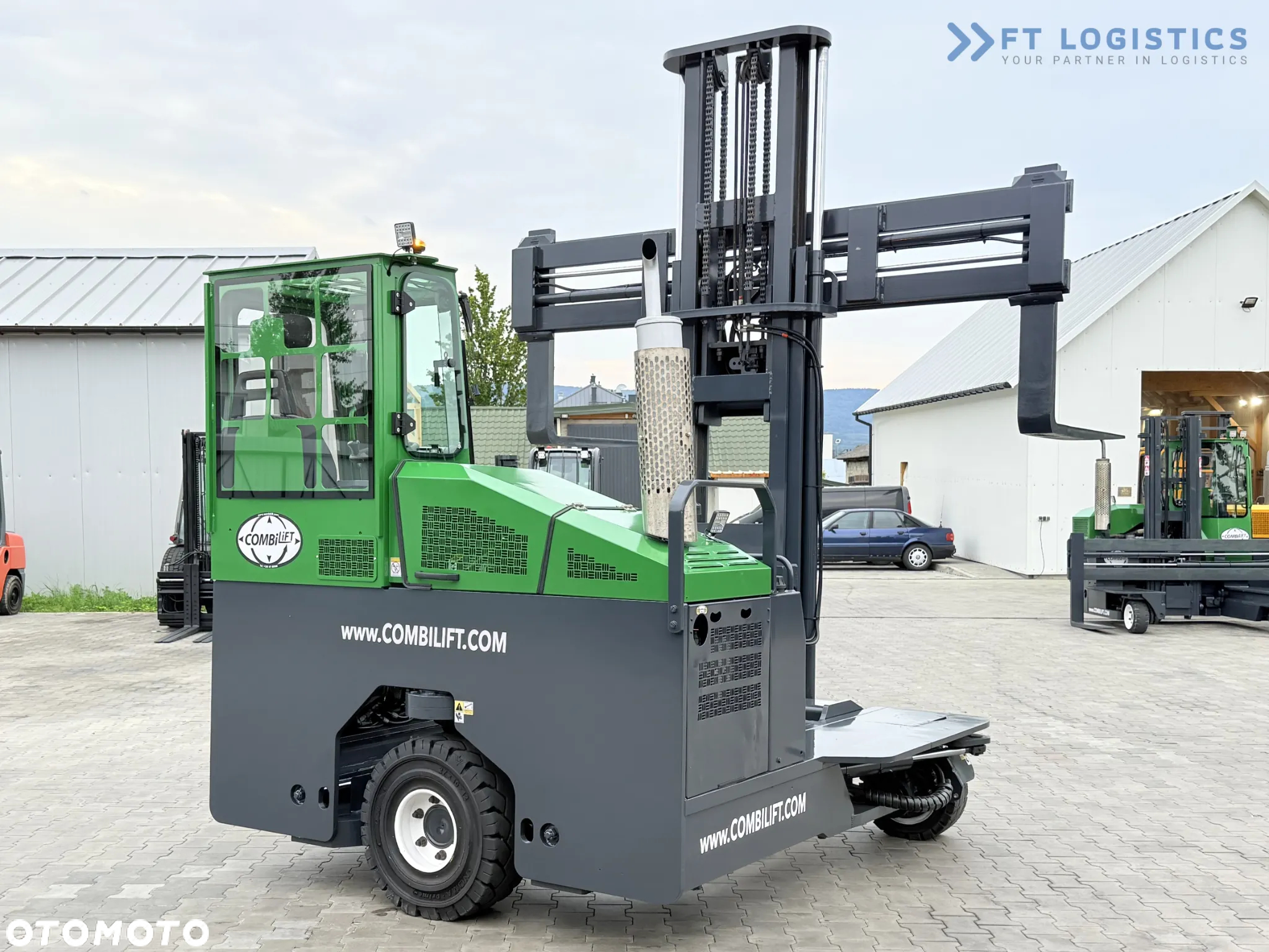 Combilift C4500 / DIESEL / DUPLEX 4000MM / SZEROKI POZYCJONER WIDEŁ / OGRZEWANIE / PEŁNA KABINA / STAN IDEALNY / Szeroka oferta wózków czterokierunkowych i bocznych, dopasowanych do różnorodnych potrzeb i zastosowań - 32