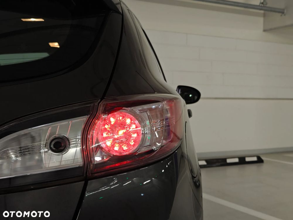 Mazda 3 2.0 MZR DISI Sports-Line - 12