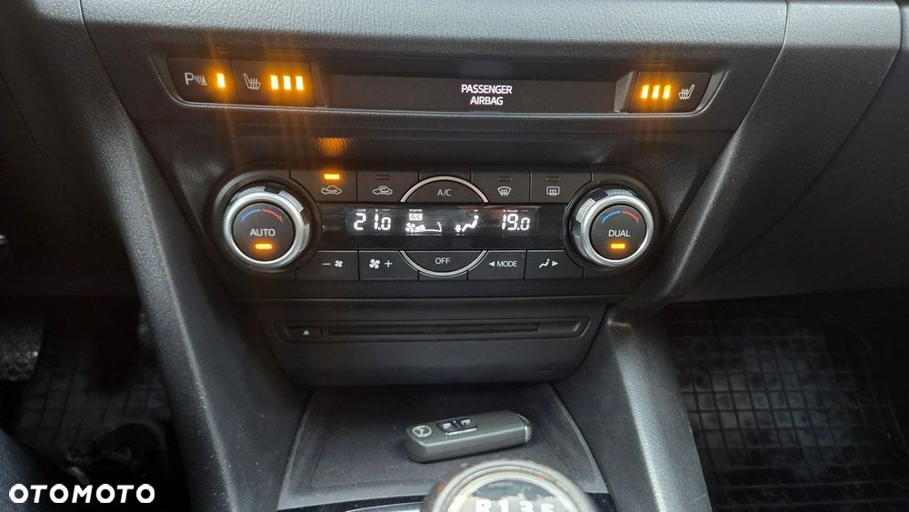 Mazda 3 2.0 Skypassion i-Eloop - 26