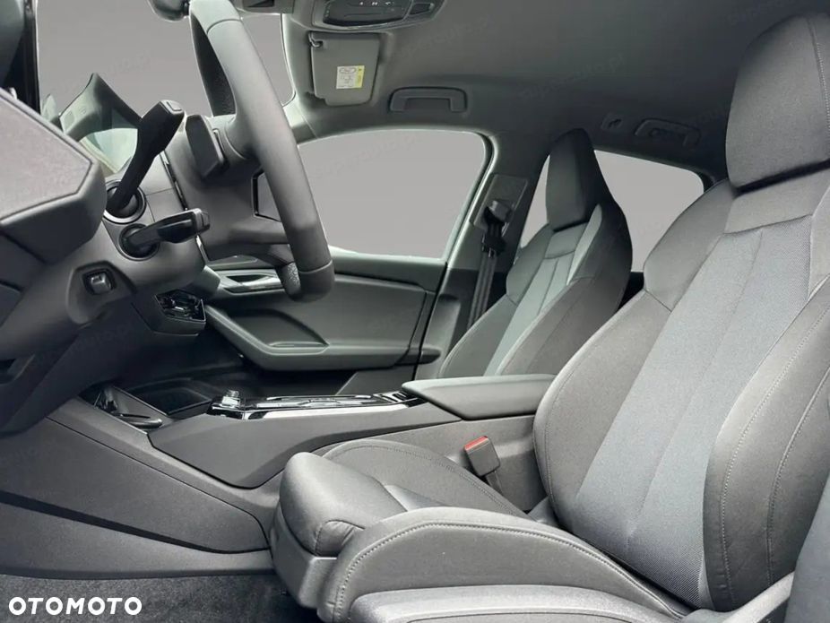 Audi Q6 e-tron - 5