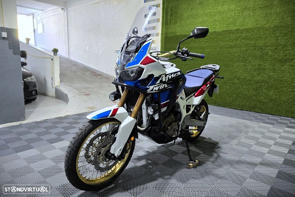 Honda Africa Twin CRF 1000 DCT Adventure Sports 30th Anniversary - 2