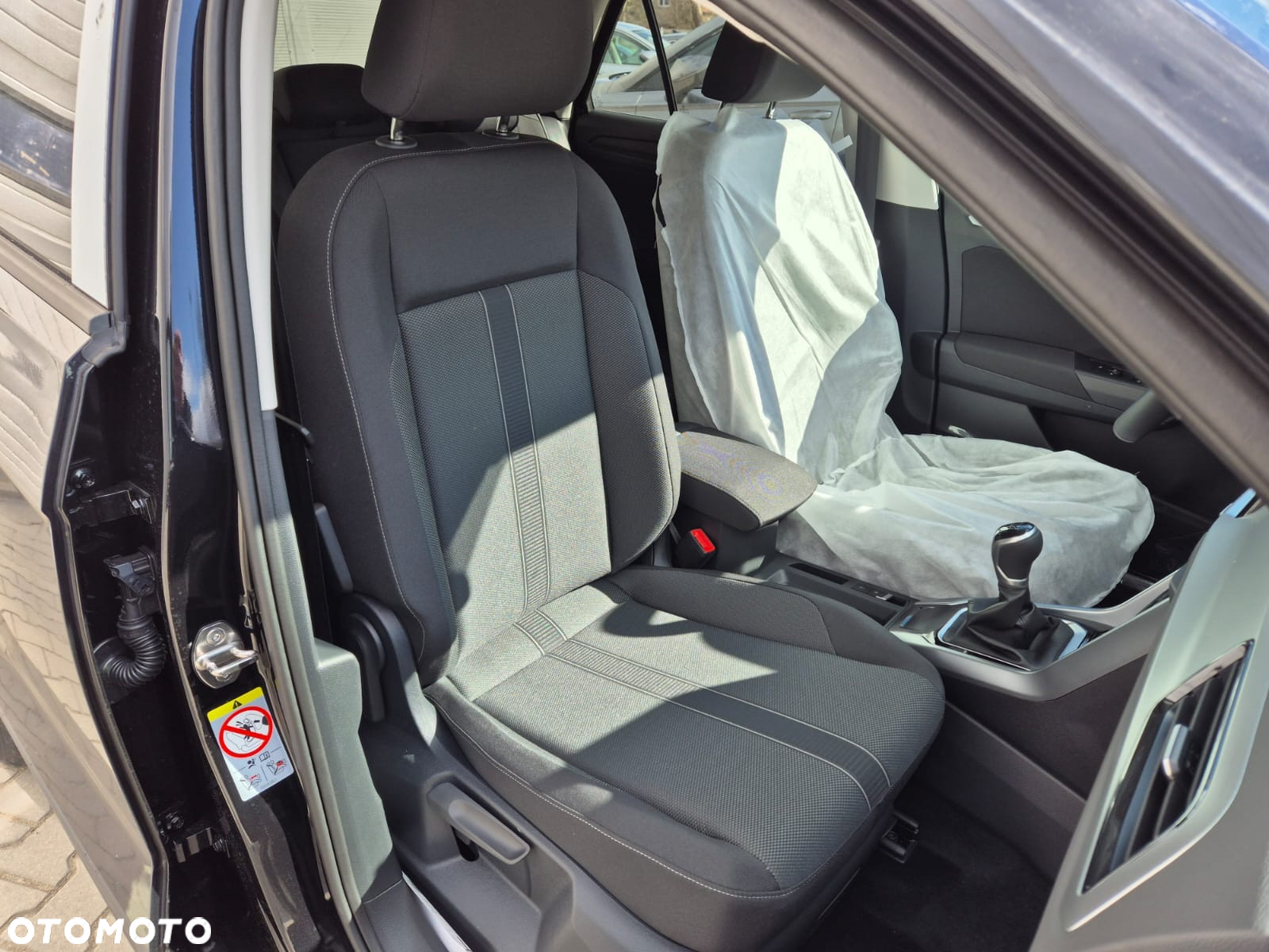 Volkswagen T-Roc 1.5 TSI Special Edition - 6