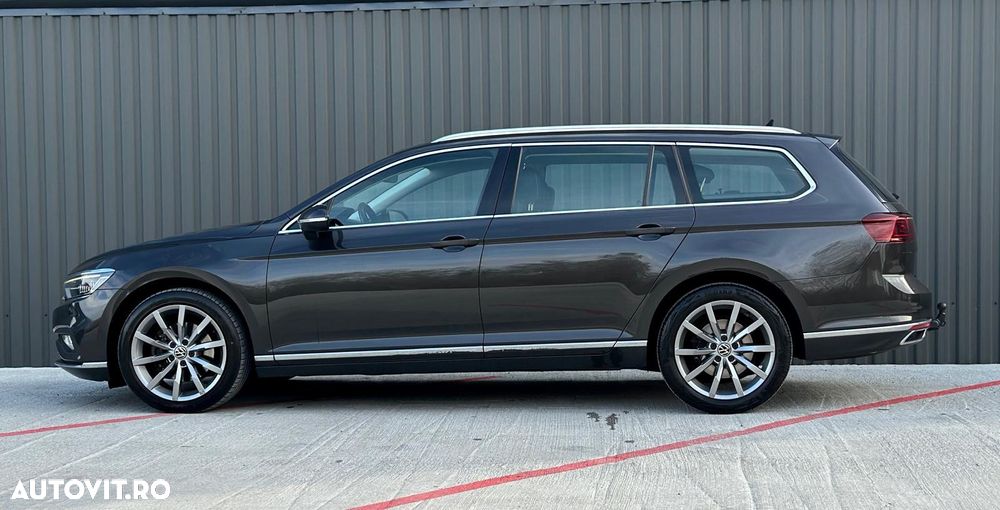 Volkswagen Passat Variant 2.0 TDI DSG Highline - 12