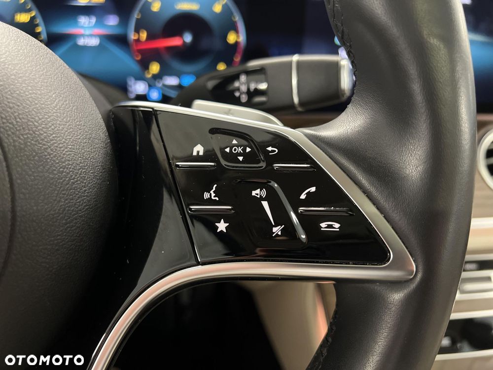 Mercedes-Benz Klasa E - 27