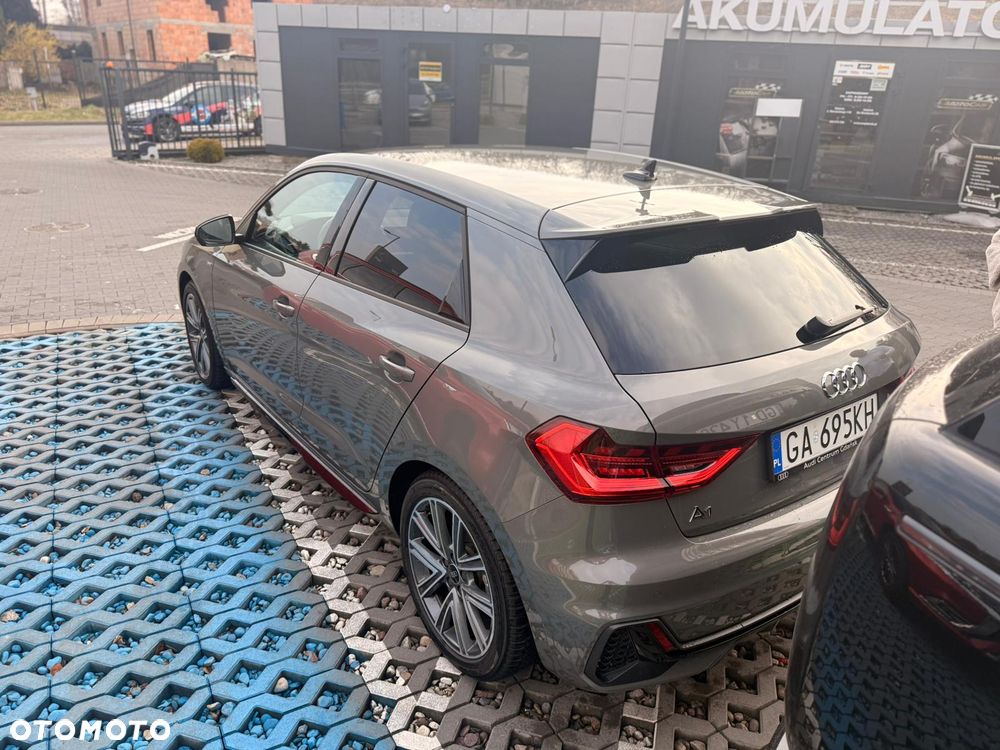 Audi A1 Sportback 35 TFSI S-Line S tronic - 5