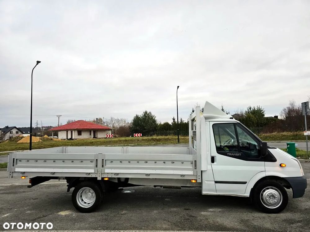 Ford Transit - 10