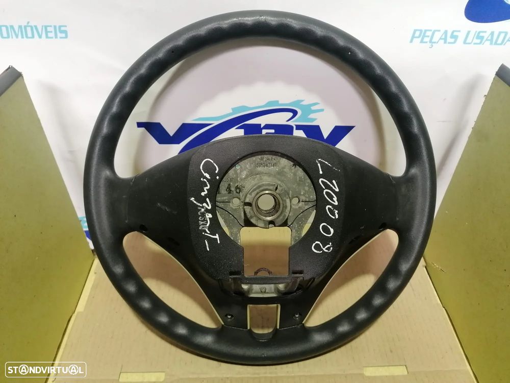 Volante Mitsubishi - 3