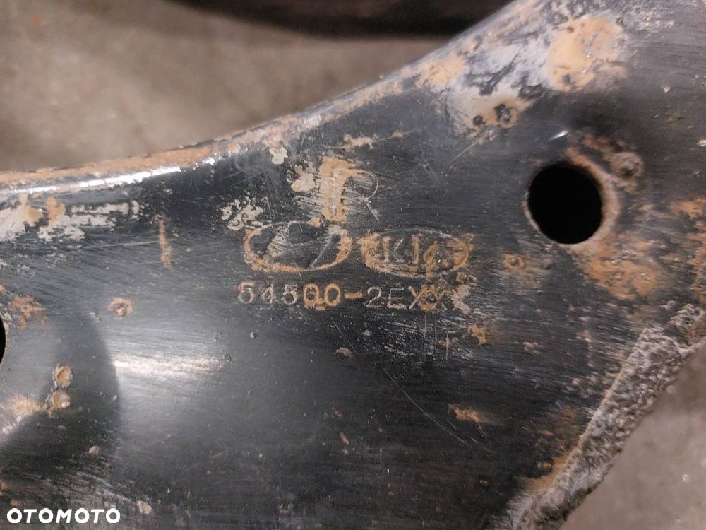 SANKI WÓZEK KOŁYSKA SILNIKA HYUNDAI TUCSON I 2.0 CRDI 62405-2EXXX - 3