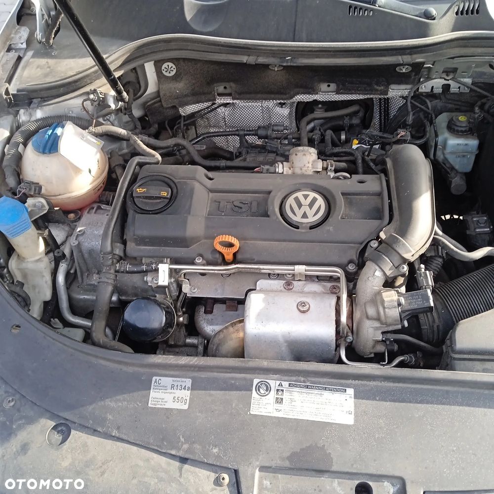 Volkswagen Passat 1.4 TSI BlueMotion Technology Comfortline - 32