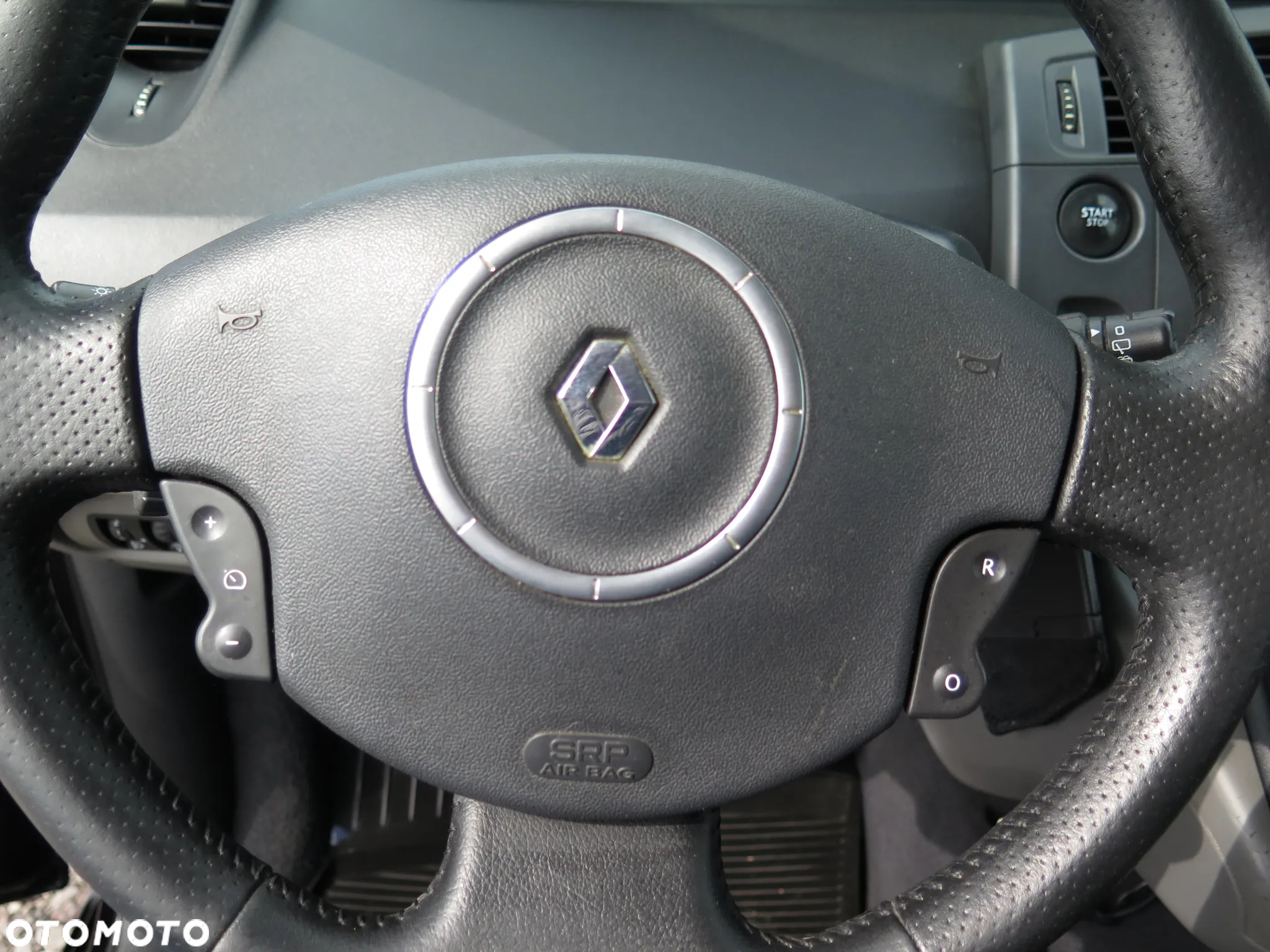 Renault Scenic 1.6 16V 110 Authentique - 19