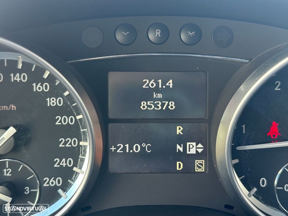 Mercedes-Benz GL 350 CDI BlueEfficiency - 31