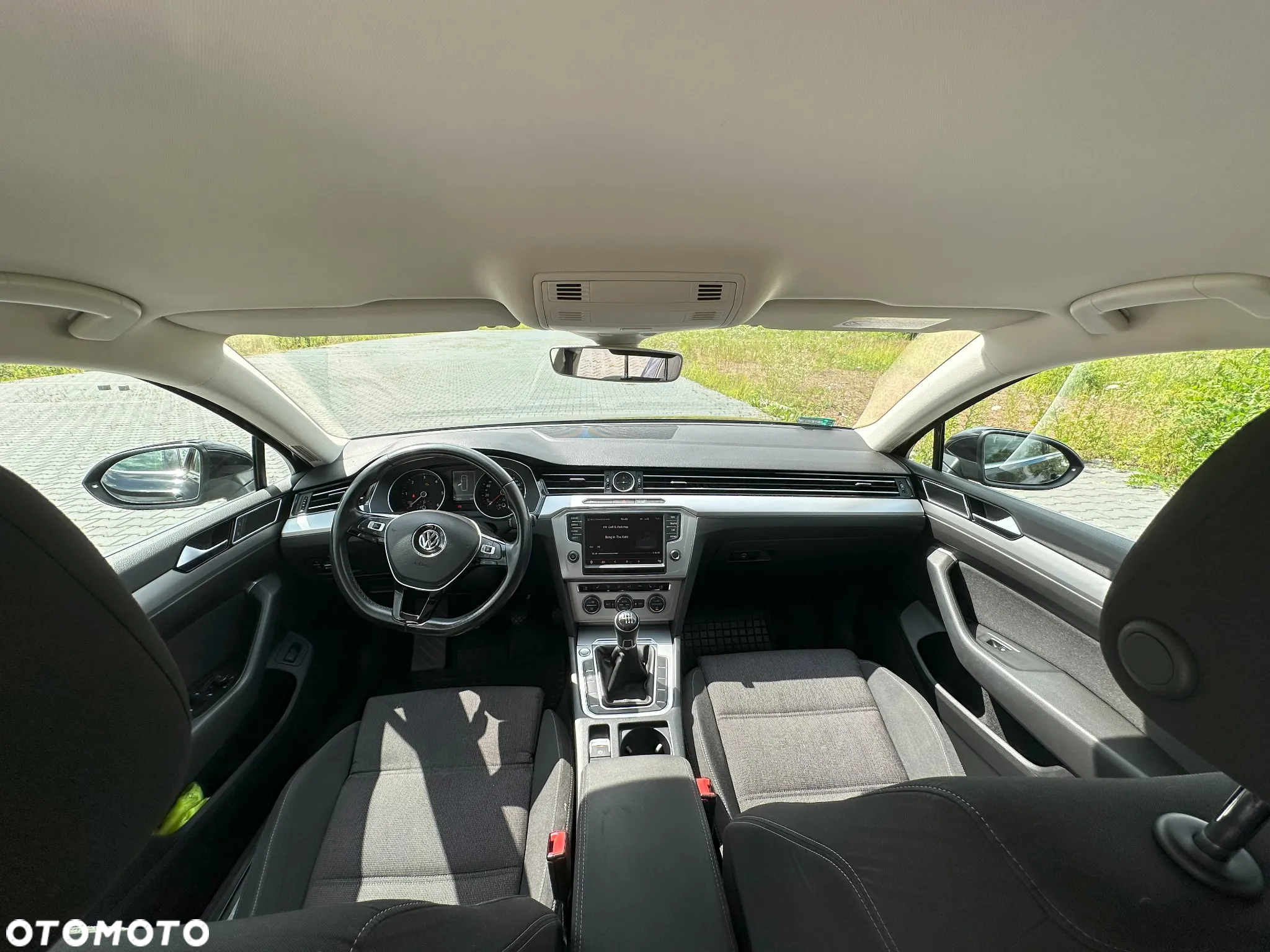 Volkswagen Passat 2.0 TDI BMT Comfortline - 31