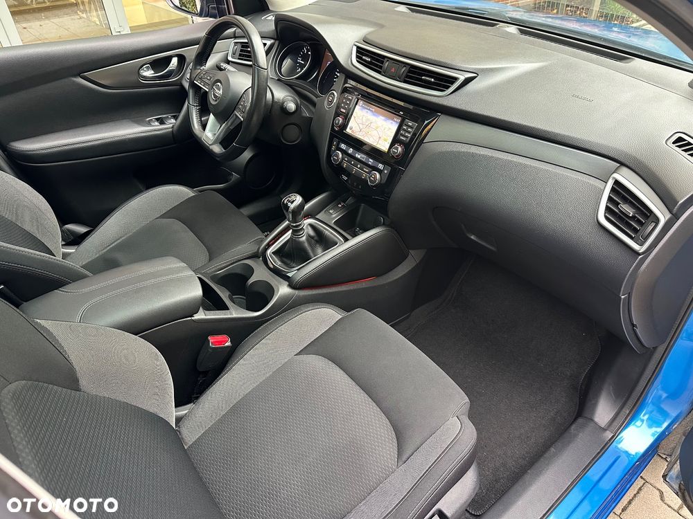 Nissan Qashqai 1.5 dCi N-Connecta - 11