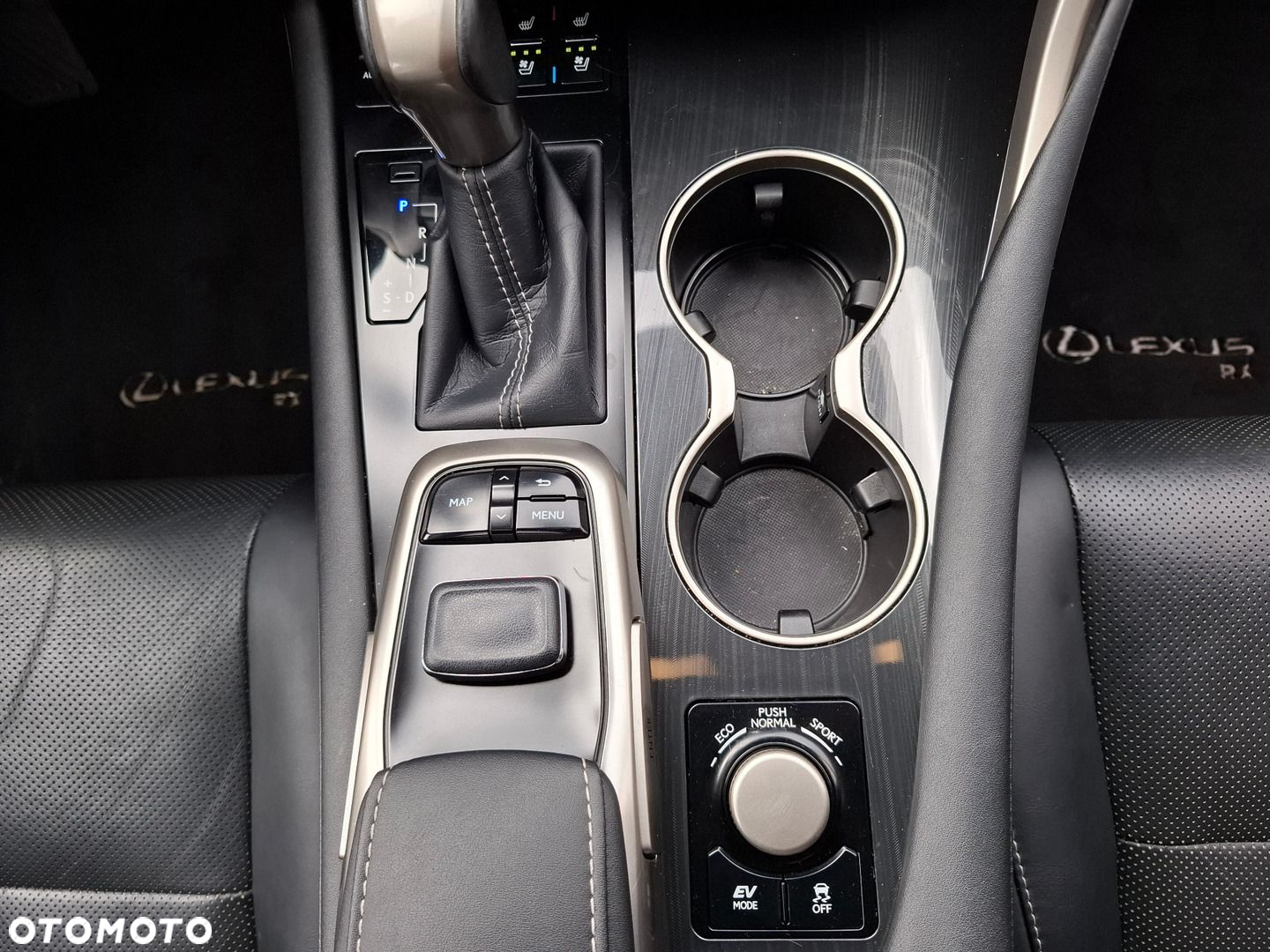 Lexus RX 450h Elegance MY19 - 33
