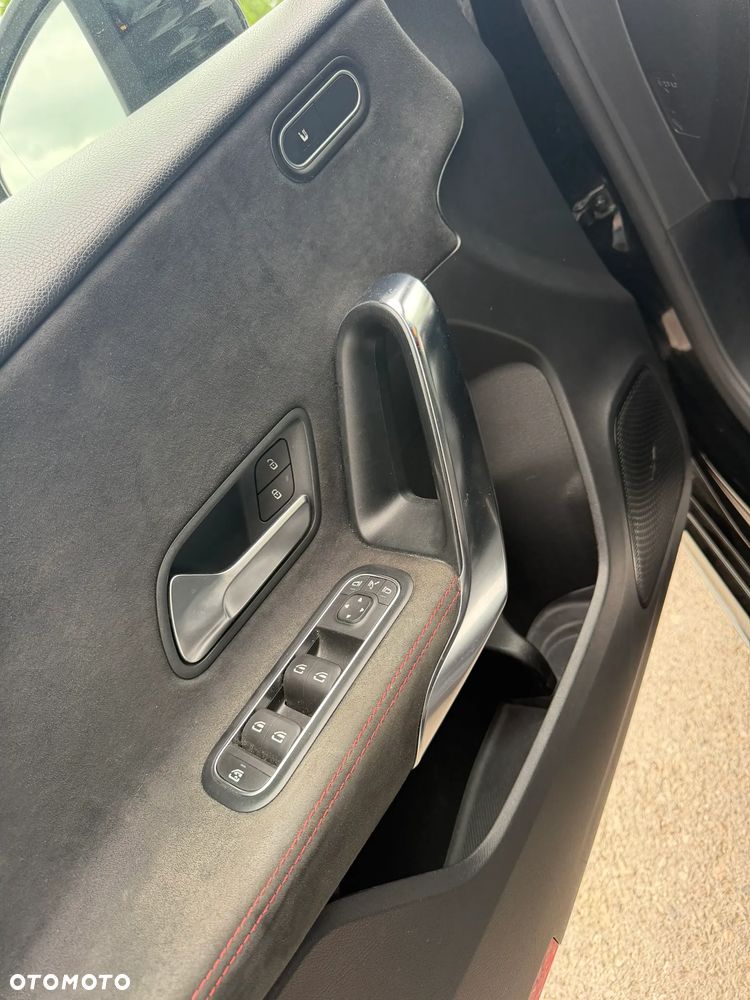 Mercedes-Benz Klasa A 200 AMG Line 7G-DCT - 17